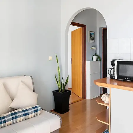 Charming With Sea View In Sibenik, 38 M². Apartmán Šibenik