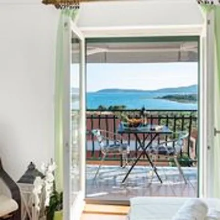 Charming With Sea View In Sibenik, 38 M². Apartmán
