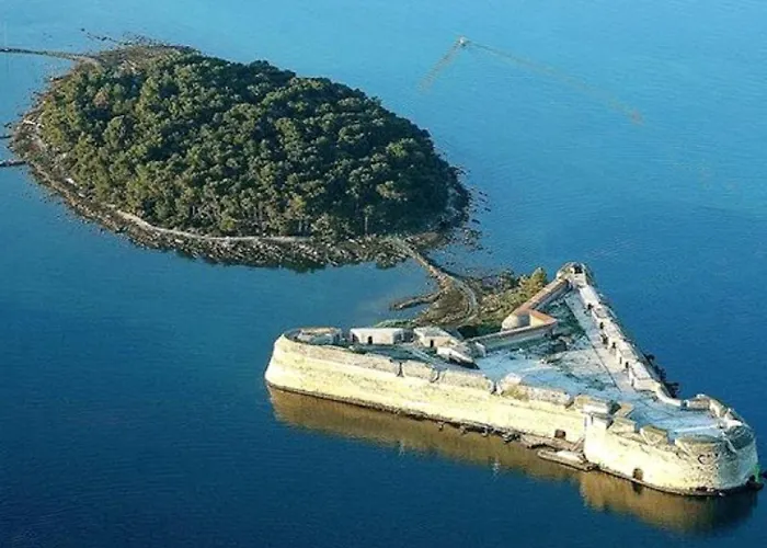 Charming With Sea View In Sibenik, 38 M².